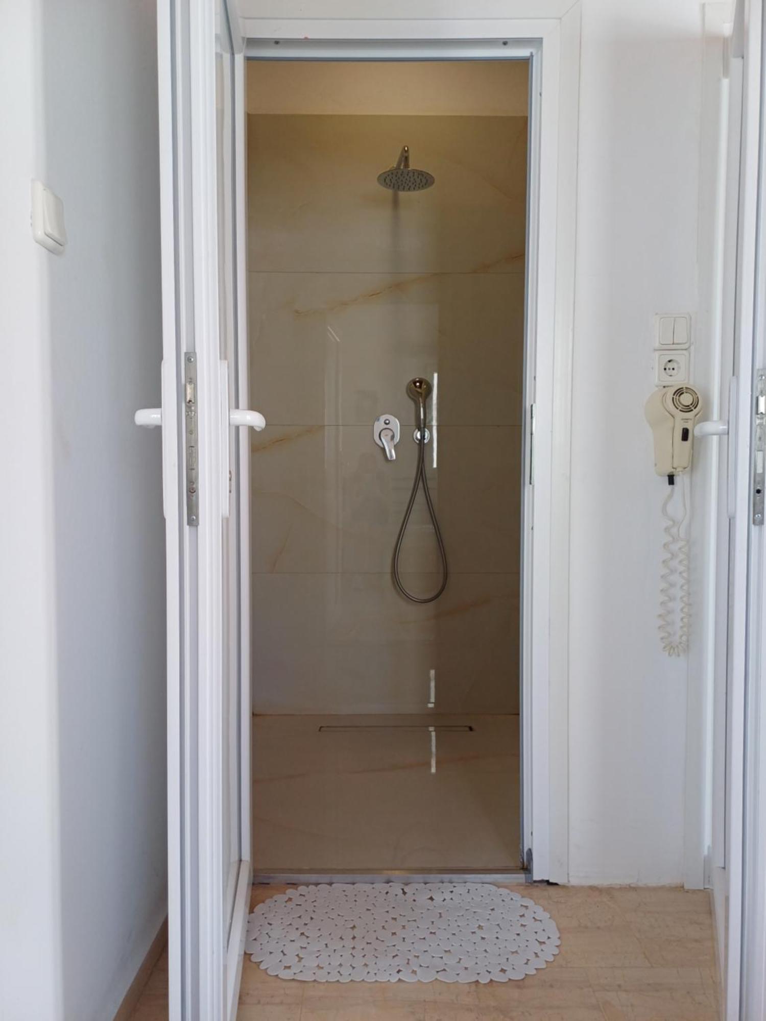 Mykonos Town Manos Rooms מראה חיצוני תמונה